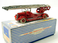 DINKY TOYS FRANCE (1)