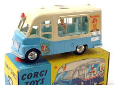 CORGI TOYS (GB) (1)