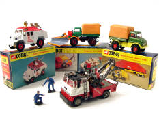 CORGI TOYS (GB) (4)