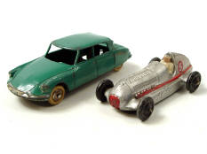 DINKY TOYS (FRANCE) (2)