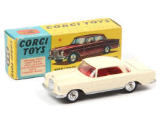 CORGI TOYS (GB) (1)
