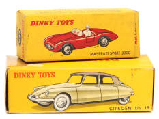 DINKY TOYS (FRANCE) (2)