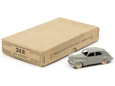 DINKY TOYS (FRANCE) (2)