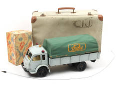 C.I.J. (FRANCE) (1)