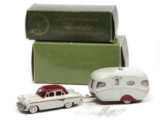 LANSDOWNE MODELS (GB) (2)