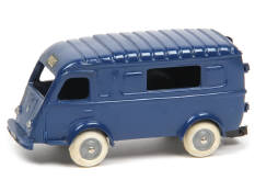 C.I.J. (FRANCE) (1)