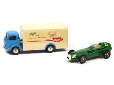 CORGI TOYS (GB) (2)