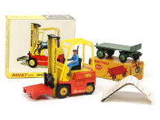 DINKY TOYS (GB) (2)