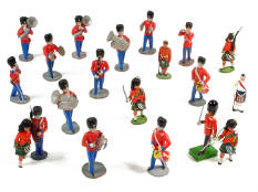 FIGURINES DIVERS (1)