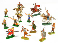 FIGURINES DIVERS (1)