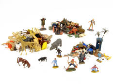 FIGURINES DIVERS (1)