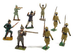FIGURINES DIVERS (1)