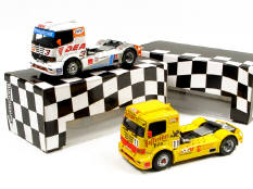 MINICHAMPS (2)