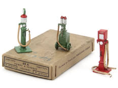 DINKY TOYS (FRANCE) (4)