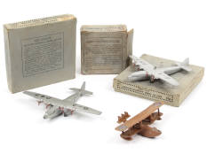 DINKY TOYS (GB) (3)