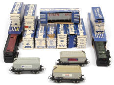 HORNBY 'HO' (15)