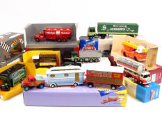 CORGI TOYS (GB) (8)