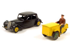 DINKY TOYS (FRANCE) (2)