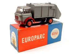 C.I.J. (FRANCE) (1)