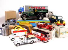 ERTL & DIVERS (8)