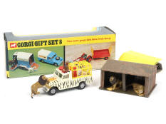 CORGI TOYS (GB) (1)