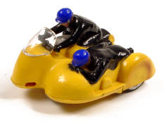 SCALEXTRIC (1)