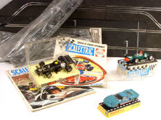 DINKY TOYS & SCALEXTRIC (4)