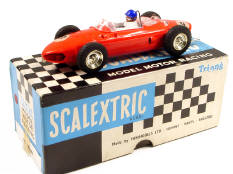 SCALEXTRIC (1)
