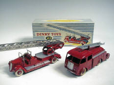 DINKY TOYS (FRANCE) (2)