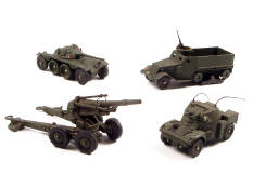 DINKY TOYS (FRANCE) (4)