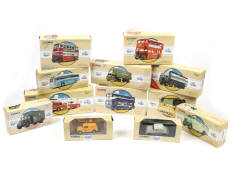 CORGI TOYS (GB) (12)