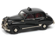 KENNA MODELS (GB) (1)