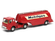 CORGI TOYS (GB) (1)