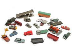 DINKY TOYS (17)