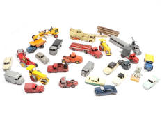 DINKY TOYS (28)