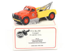 US. MODEL MINT (USA) (1)