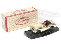 TROPHY MODELS (GB) (1)