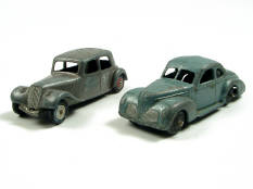 DINKY TOYS (FRANCE) (2)