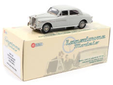 LANSDOWNE MODELS (GB) (1)