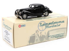 LANSDOWNE MODELS (GB) (1)