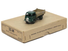 DINKY TOYS (FRANCE) (2)