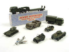 DINKY TOYS & DIVERS (8)
