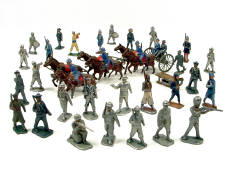 FIGURINES DIVERS (1)