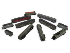 HORNBY 'HO' (11)