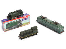 HORNBY 'HO' (1)