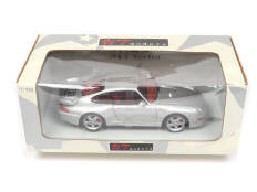 UT MODELS (HONG KONG) (1)