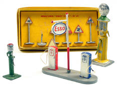 DINKY TOYS (FRANCE) (3)