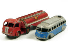 DINKY TOYS (FRANCE) (2)