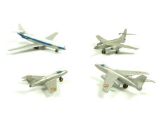 DINKY TOYS FRANCE & C.I.J. (4)