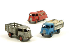 DINKY TOYS (FRANCE) (3)